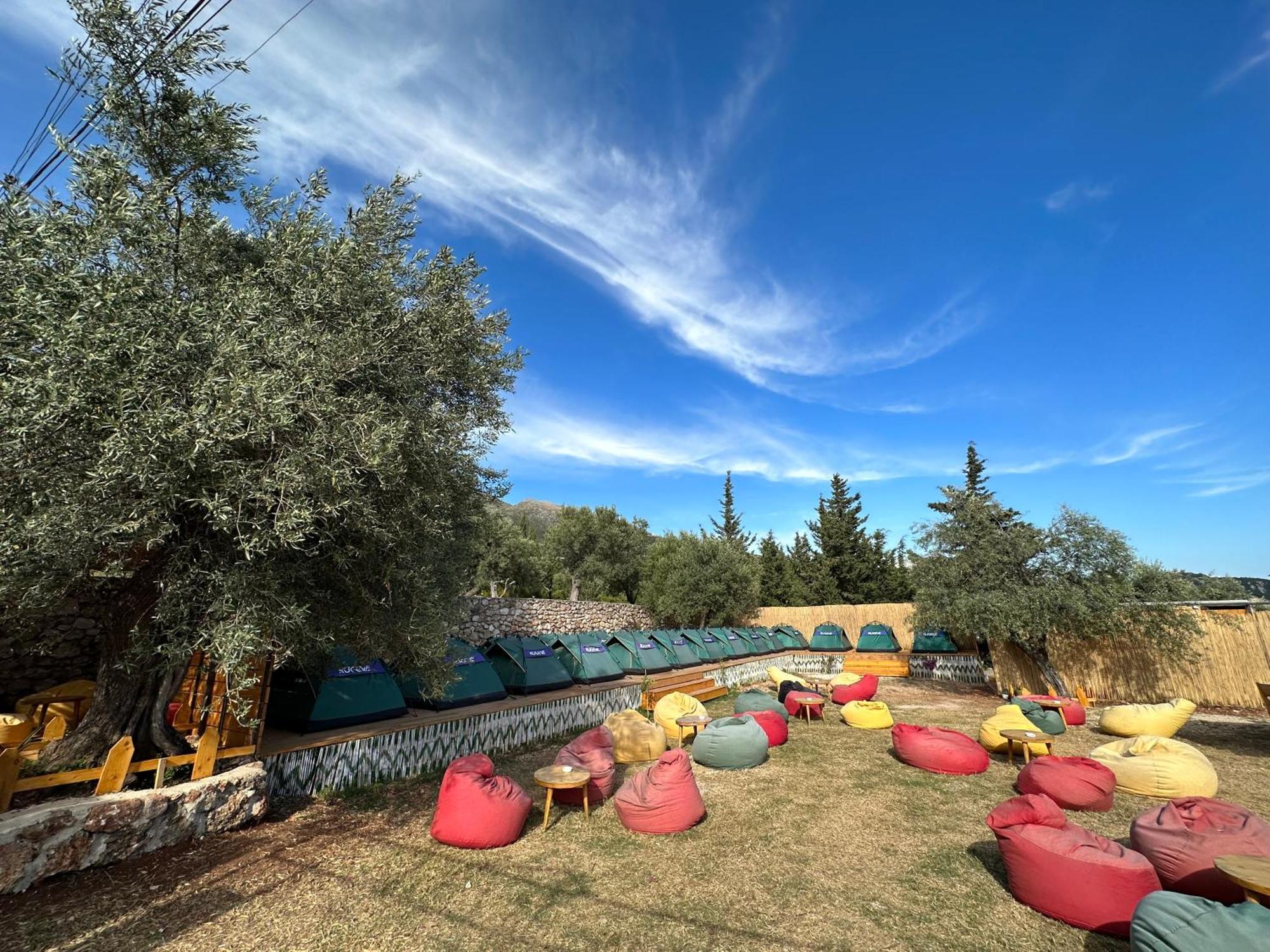 Alt Camping Hotel Dhermi Exterior photo